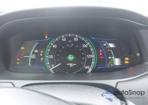 2015 Honda Accord Hybrid Ex-L z USA, uszkodzony, nr VIN 1HGCR6F52FA004998